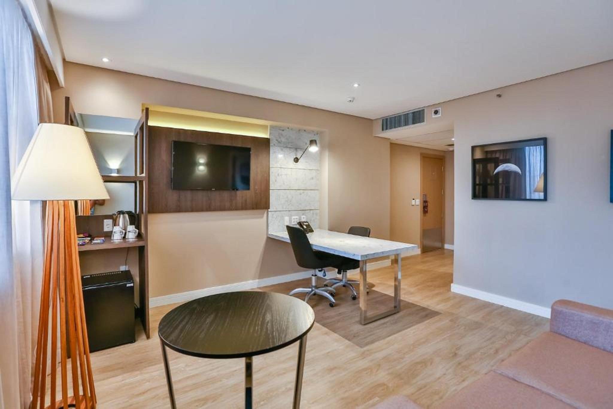 Transamerica Collection กัวยาเนีย ภายนอก รูปภาพ A room at the hotel
