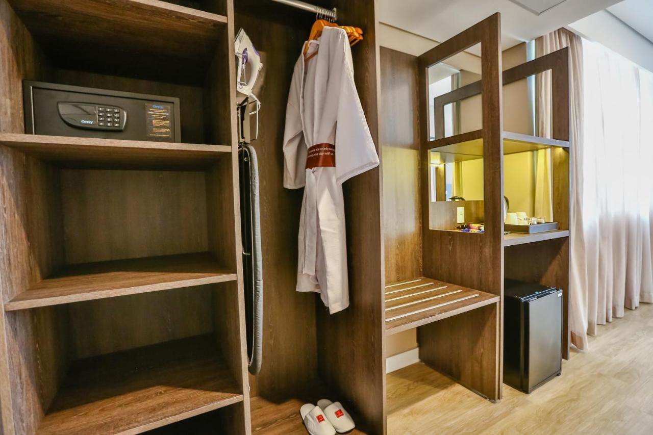 Transamerica Collection กัวยาเนีย ภายนอก รูปภาพ A room at the hotel